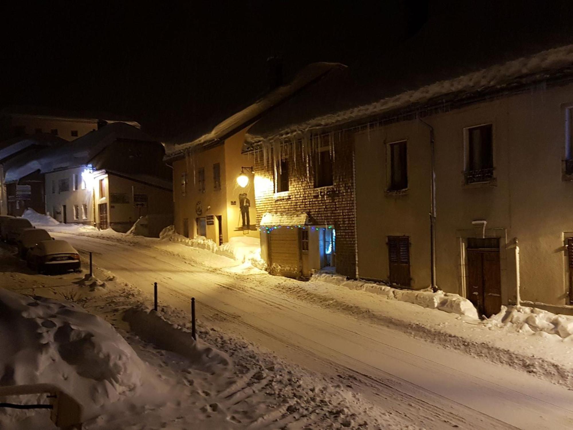 Dvacances Résidence les tavaillons Mijoux Exterior foto